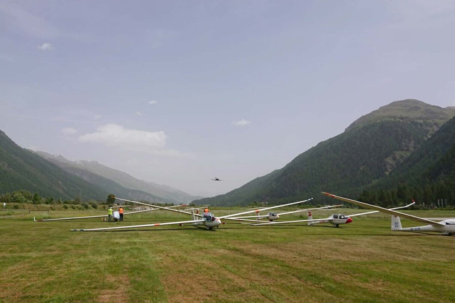 Glider mountain flight course successfully completed Engadin Airport